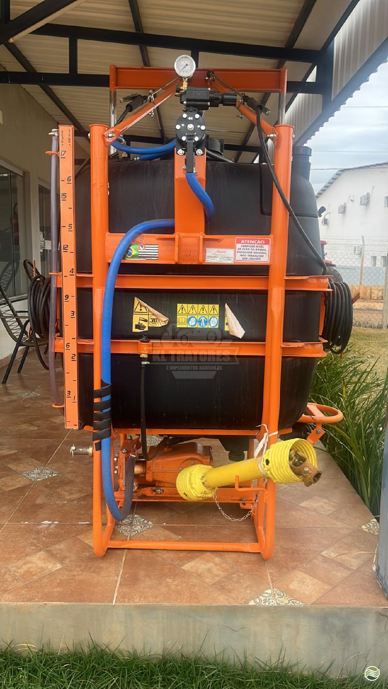 IMPLEMENTOS AGRICOLAS PULVERIZADOR 600L KL Tratores PENAPOLIS SÃO PAULO SP